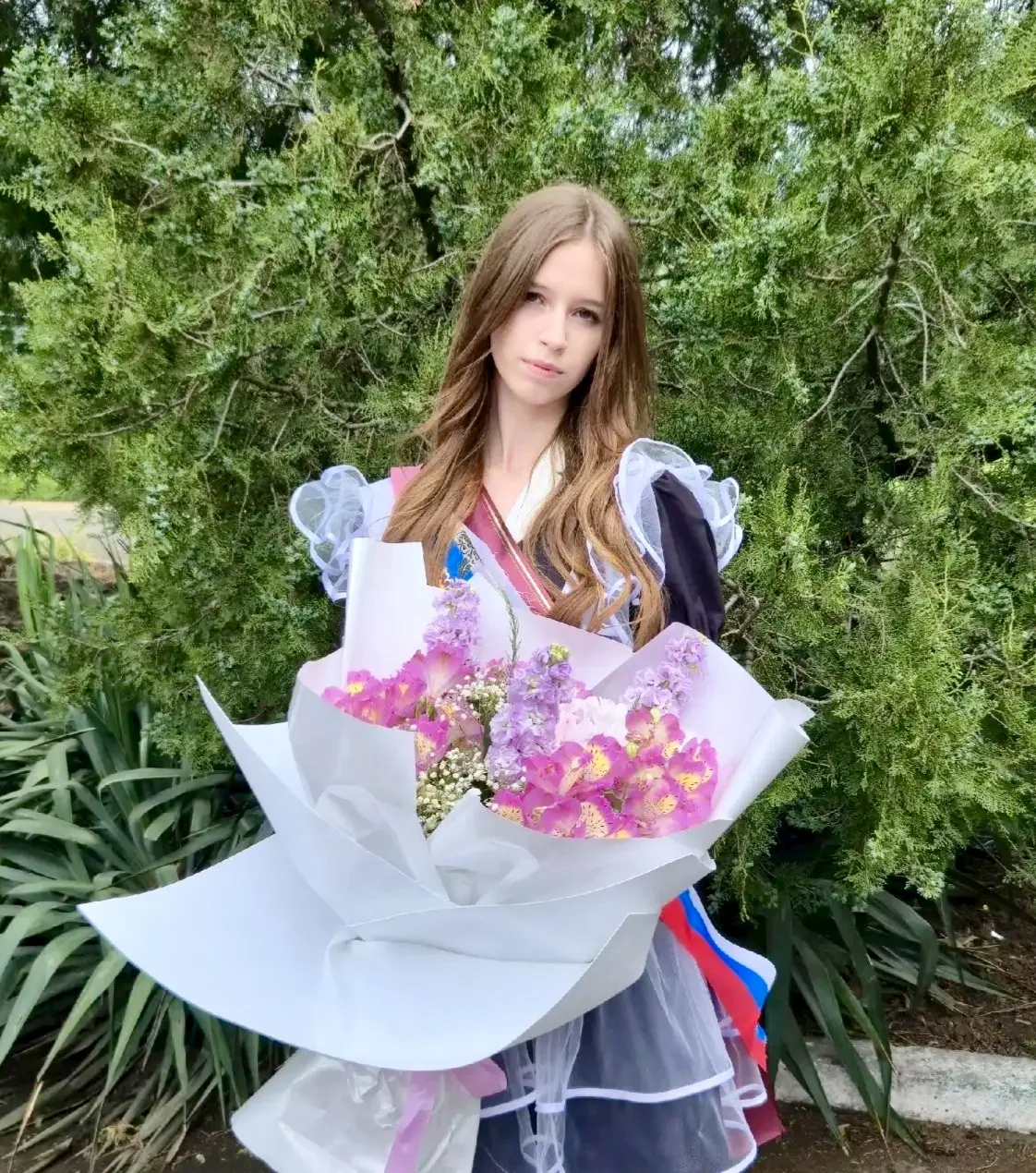 Выпускница 11 «А» класса МАОУ-СОШ №1 ст. Калининской Куликова Екатерина получила на ЕГЭ по русскому 