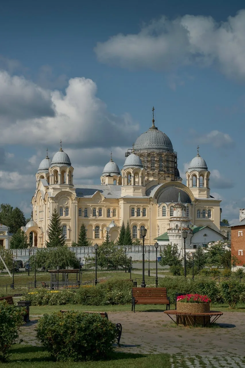 🏛  Верхотурский Свято-Николаевский мужской монастырь, Верхотурье
#СвердловскаяОбласть

📌 В 1716 го