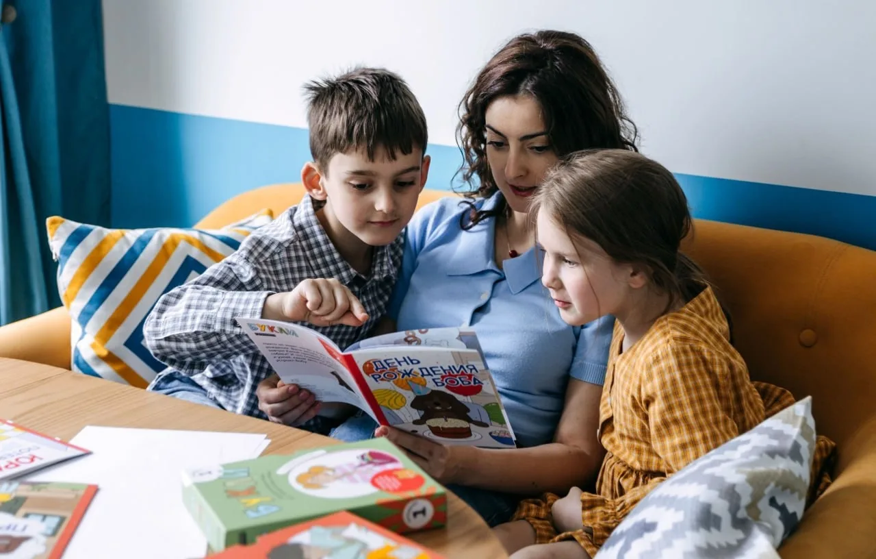 Сразу после букваря: как Букли помогают ребенку стать читателем?

Многие родители выдыхают, когда ре