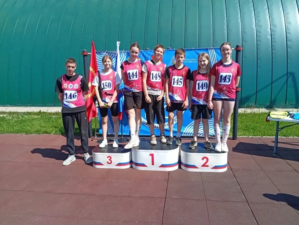 Ученики Озерновской школы приняли участие в Летнем фестивале ГТО 💪🏃‍♀️🏅

Наши ребята достойно пре
