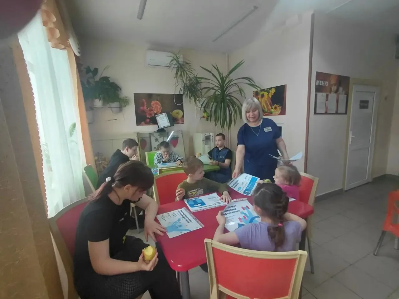 В соответствии с планом  мероприятий по увеличению потребления рыбной продукции в Ставропольском кра