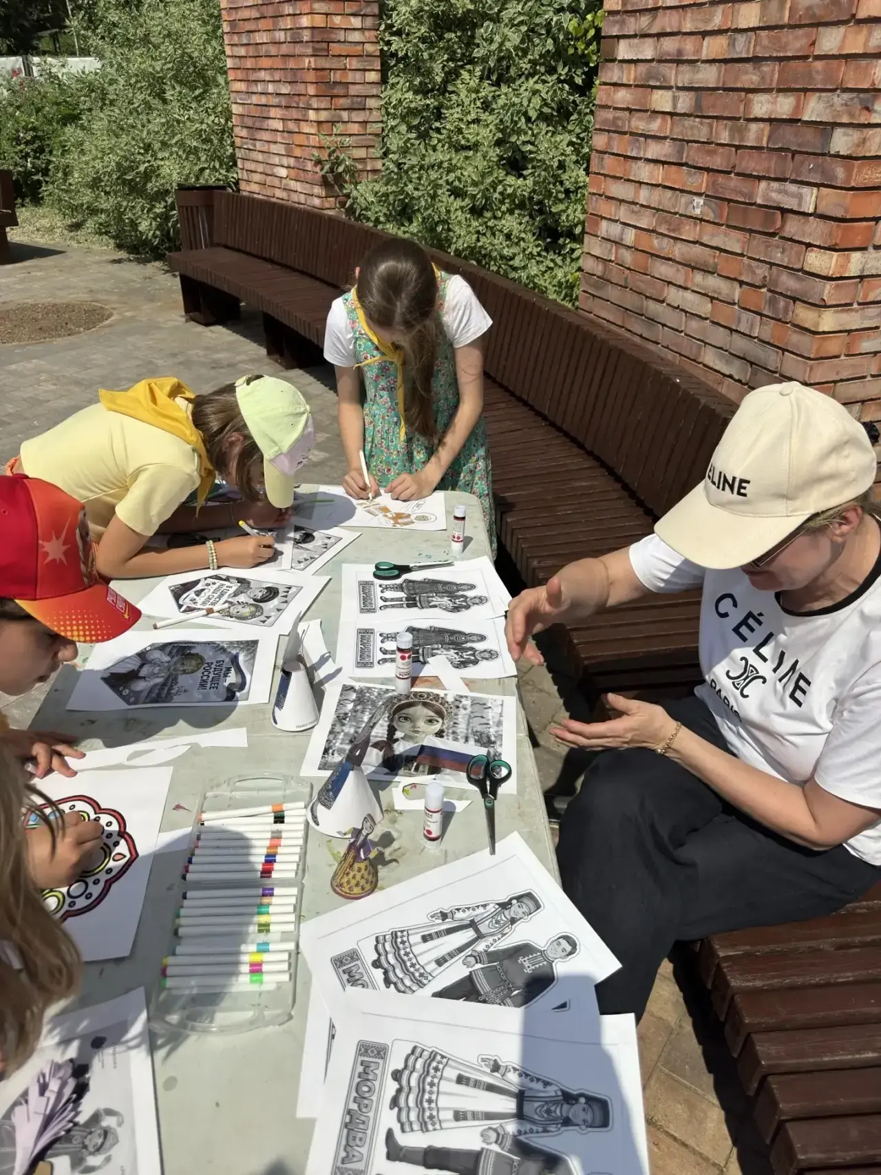 ☀️Сегодня участники проекта «Умные каникулы» отправились в городской парк культуры. День получился н