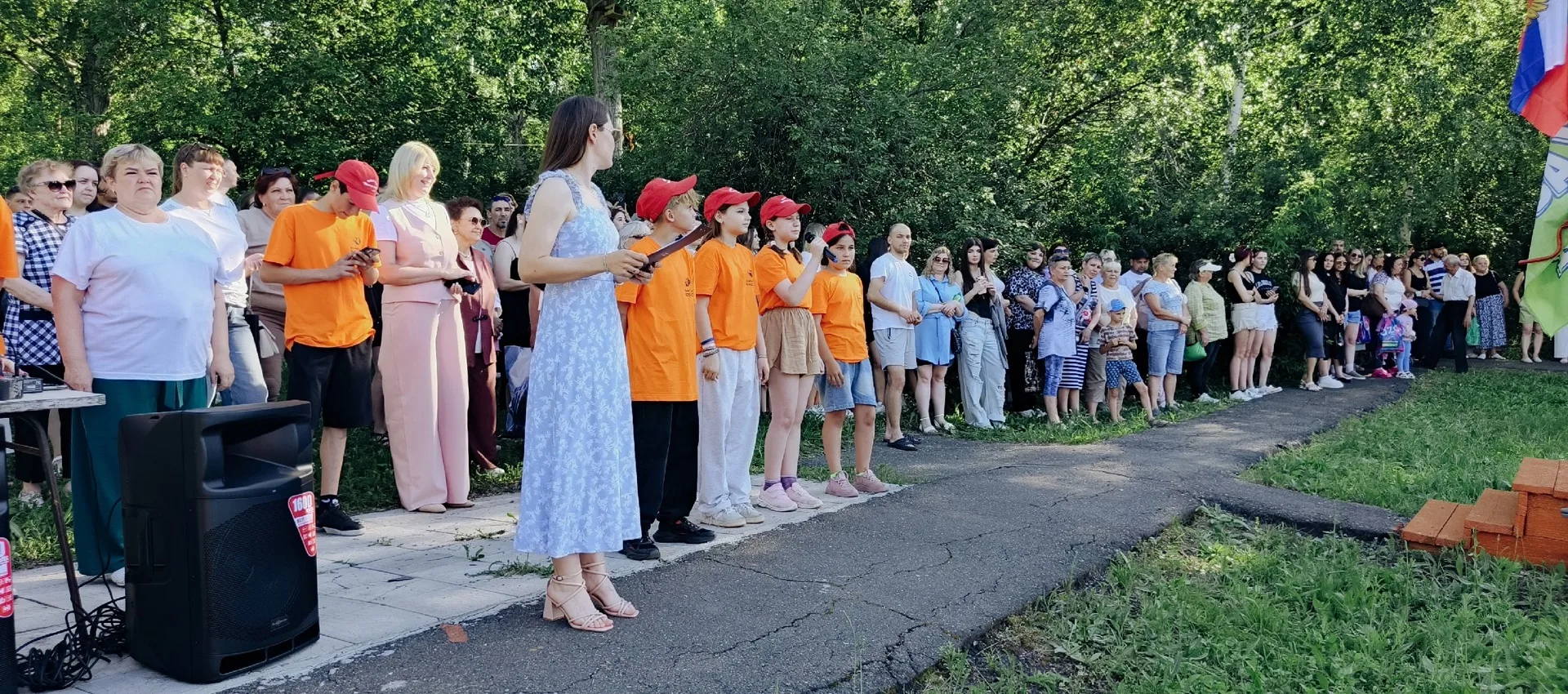 🎉 В «Лесной сказке» открыли первую смену!

Вчера в нашем загородном лагере состоялось торжественное