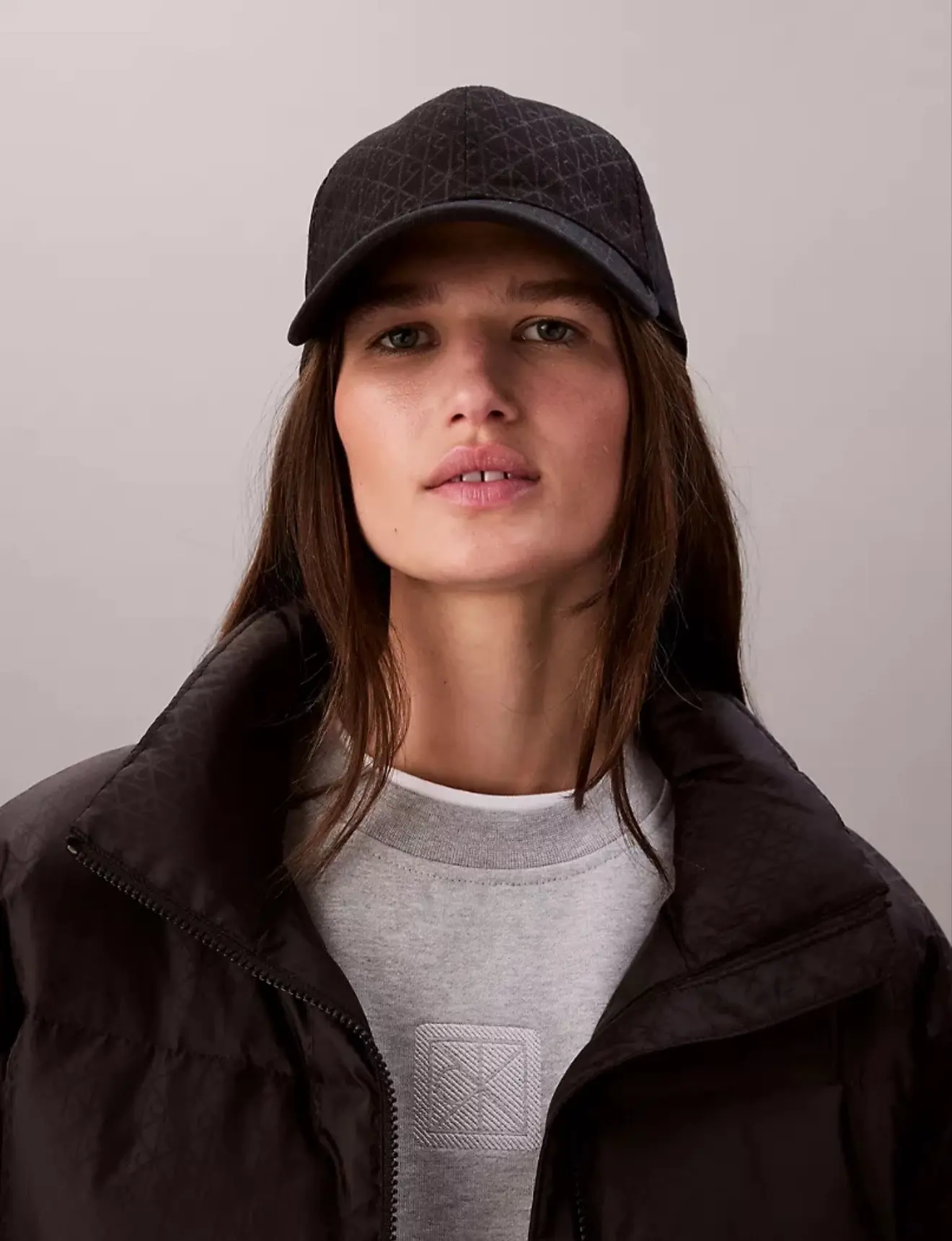 #calvinklein скидка на весь сайт до 60% плюс дополнительная скидка 30% при корзине от 150$ 🔥

Кепки