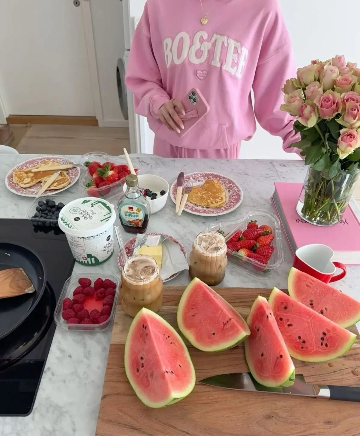 Доброе утро ☀️ 
Желаю всем хорошего дня 💞