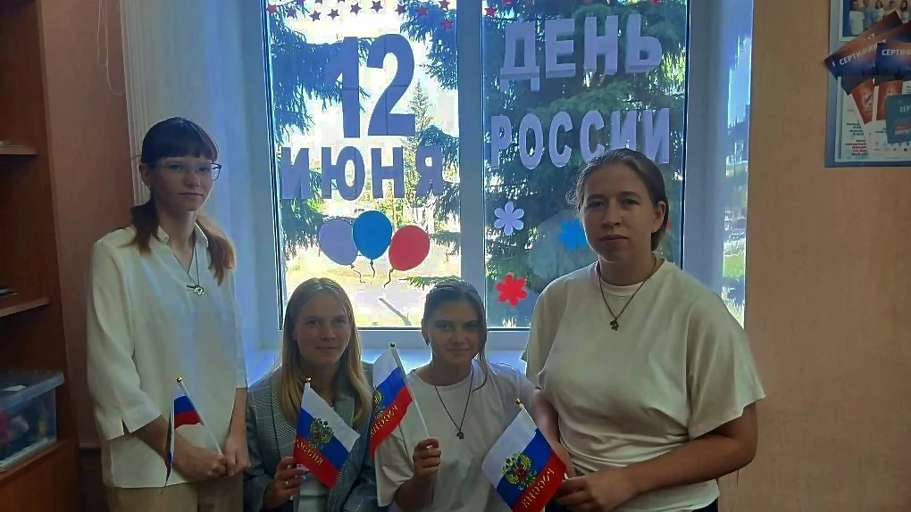 🇷🇺Колосовский сельскохозяйственный техникум присоединился к празднованию Дня России, участвуя в ак