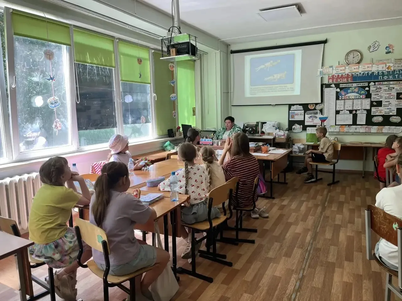 ВОДА - БЕЗОПАСНАЯ ТЕРРИТОРИЯ 💧☀️

Сегодня воспитанники пришкольного лагеря «Незабудка» приняли учас