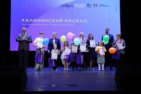 Иванов Леон воспитанник подготовительной группы √6 участвовал в фестивале "Калининский Каскад", кото