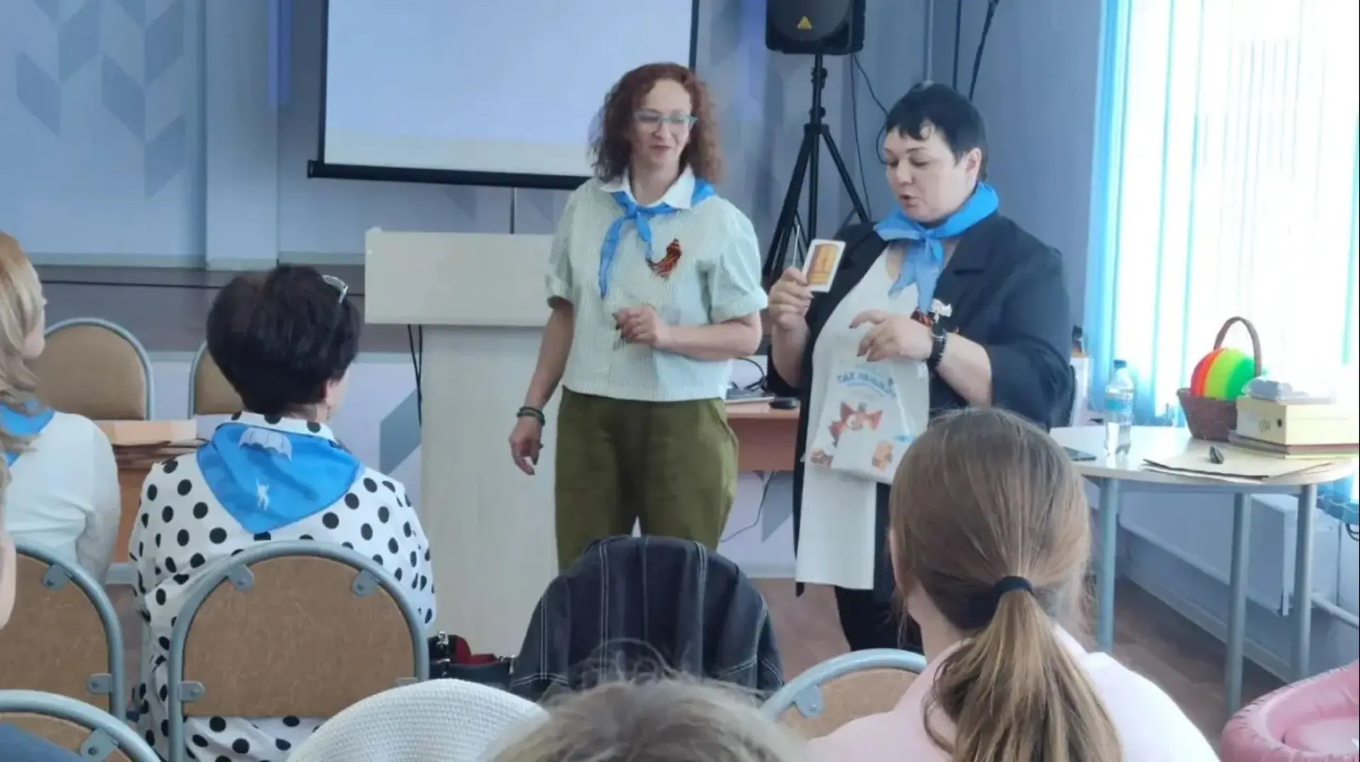 Методический десант в Омской области!
 
📌 В муниципальном округе Азовский (немецкий национальный ра