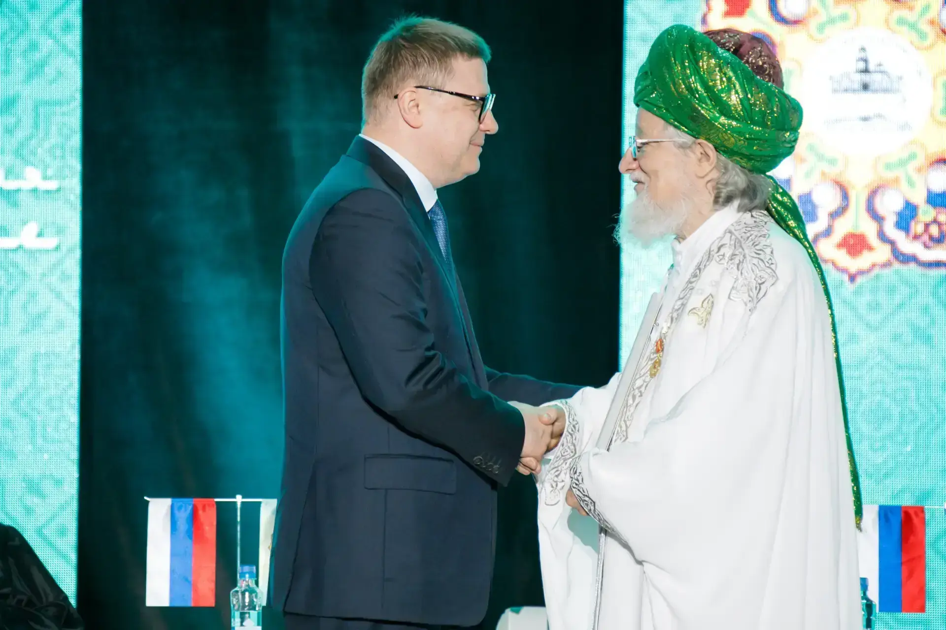 🕌 С праздником Курбан‑байрам! Обращение губернатора Челябинской области 🌙

💬«Уважаемые земляки! П