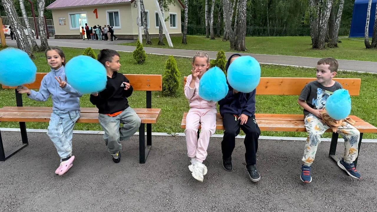 Многоуважаемые родители на связи 1 отряд🙌

10 день лагерной смены прошел очень весело и позитивно

