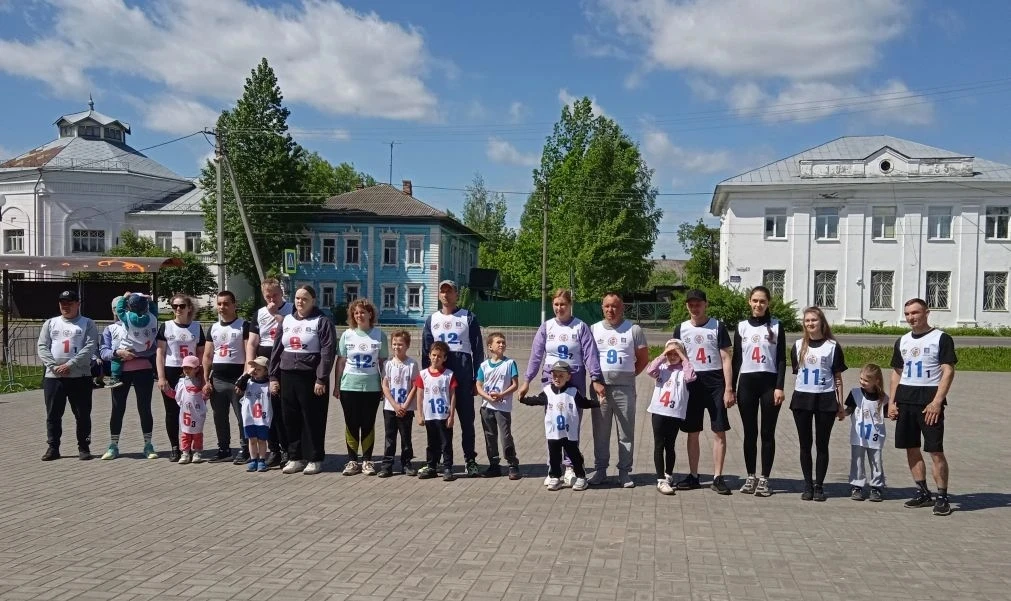 📌Сегодня семьи воспитанников 2 младшей группы "Лучики" - семья Лебедевых и семья Шефер - стали учас