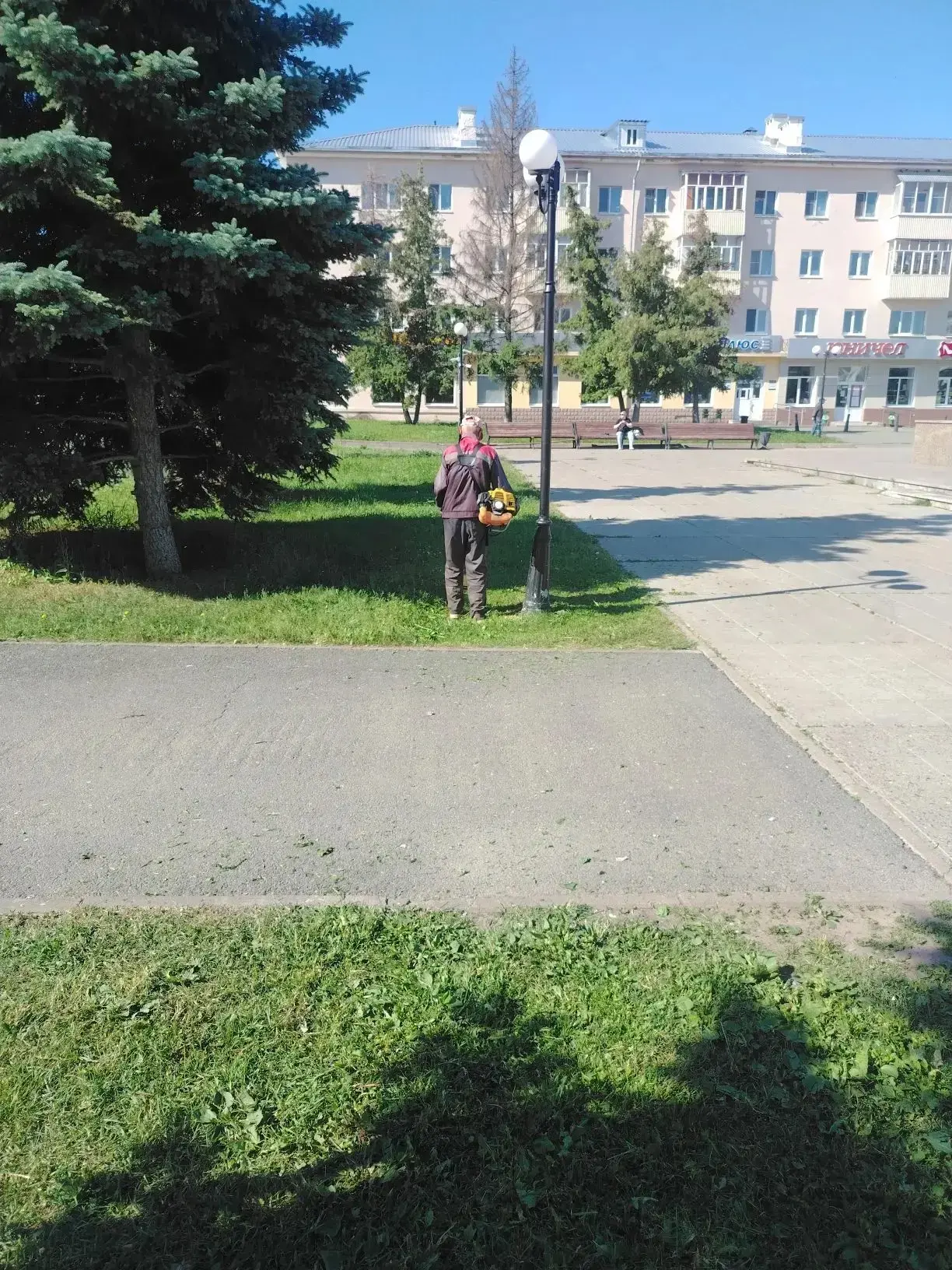 Чистые улицы Советского района в режиме нон-стоп 💪🏼

Традиционно делимся кадрами с уборки улиц Доб