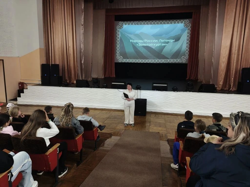 «Магия русских легенд»
Сегодня мы провели необычное мероприятие кинолекторий «Магия русских легенд».