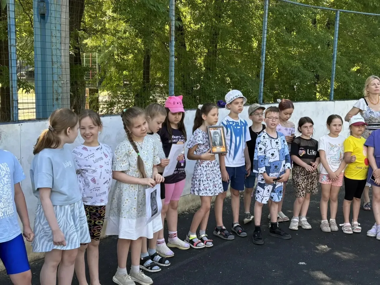 ☀️ Сегодня в пришкольном лагере «Теремок» прошёл насыщенный и интересный день. 

🇷🇺 Ребята посетил