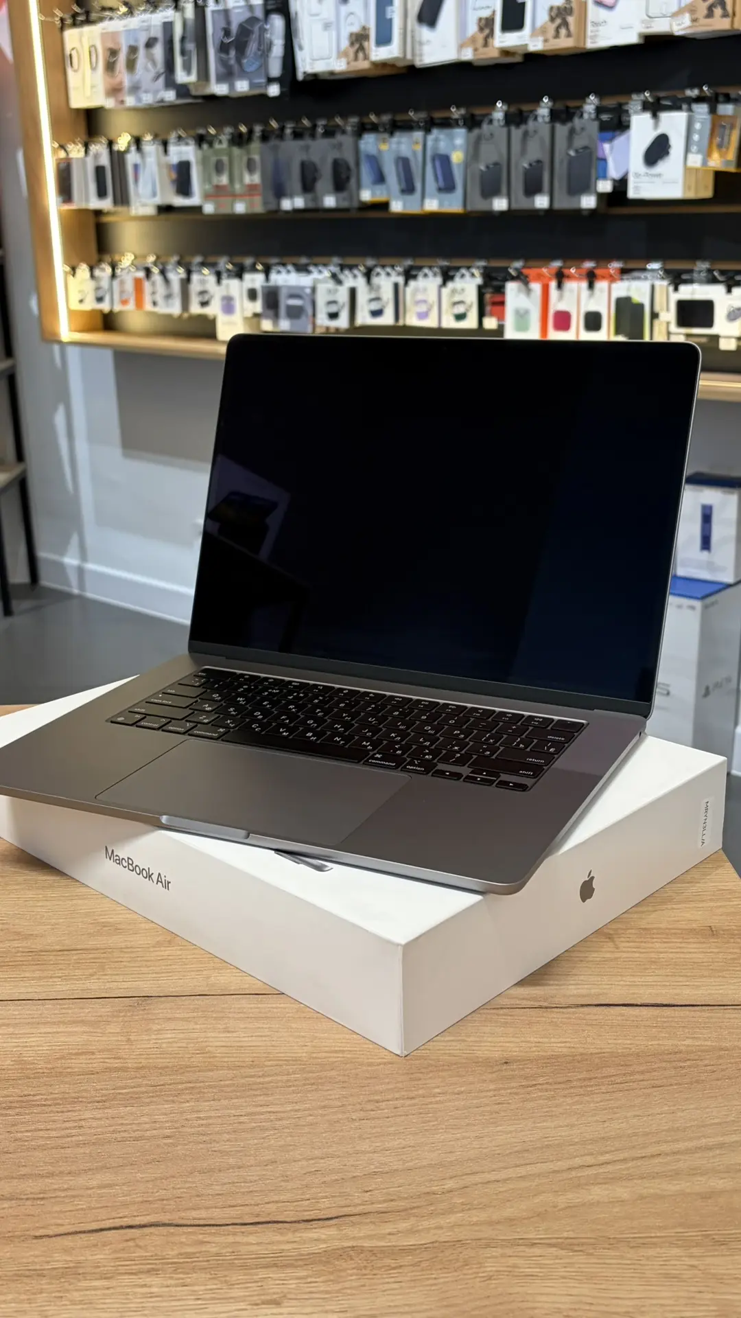 💻 Подержанный MacBook Air 2024 (M3 8C CPU/10C GPU8GB/512GB SSD) "Серый космос"

🏷️ 69 990₽
Емкость
