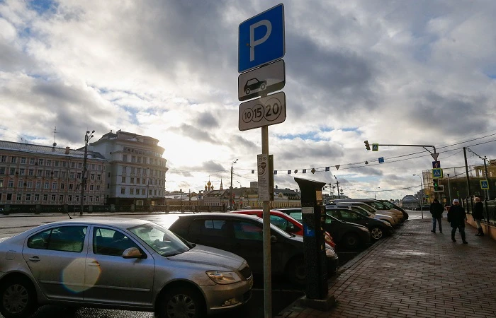 🚘 В День России и города в Уфе парковки будут бесплатными 

В День России (12 июня) парковки на мун