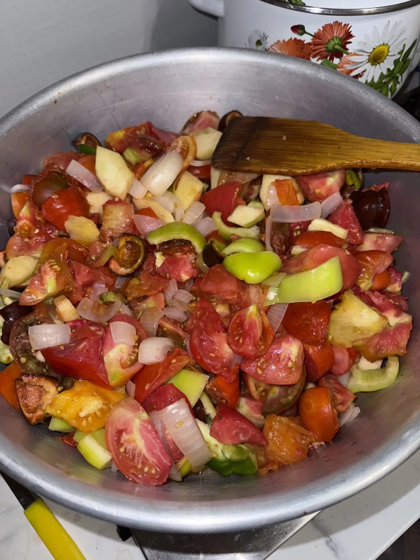 Чем занимаетесь этим летнем вечером? Я вот кетчуп варю 🌶️