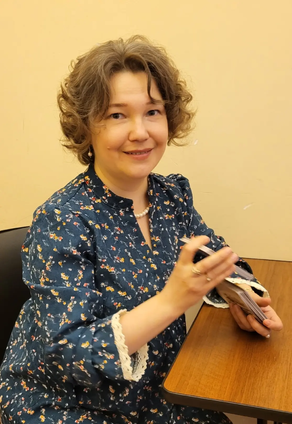 Затеяла большое путешествие по Старшим арканам. Начнем с 1 мая и завершим к августу.

 Шаг за шагом 