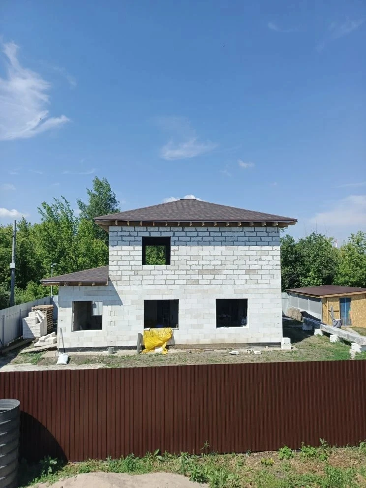 📍Подстепновка.
Работа закончена.
Выполнено за 18 дней:
1. Смонтированы плиты перекрытия 2-го этажа.