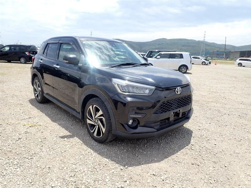Купленный нами 26 мая TOYOTA RAIZE находится в Японии на ярде в порту для отправки во Владивосток.
 