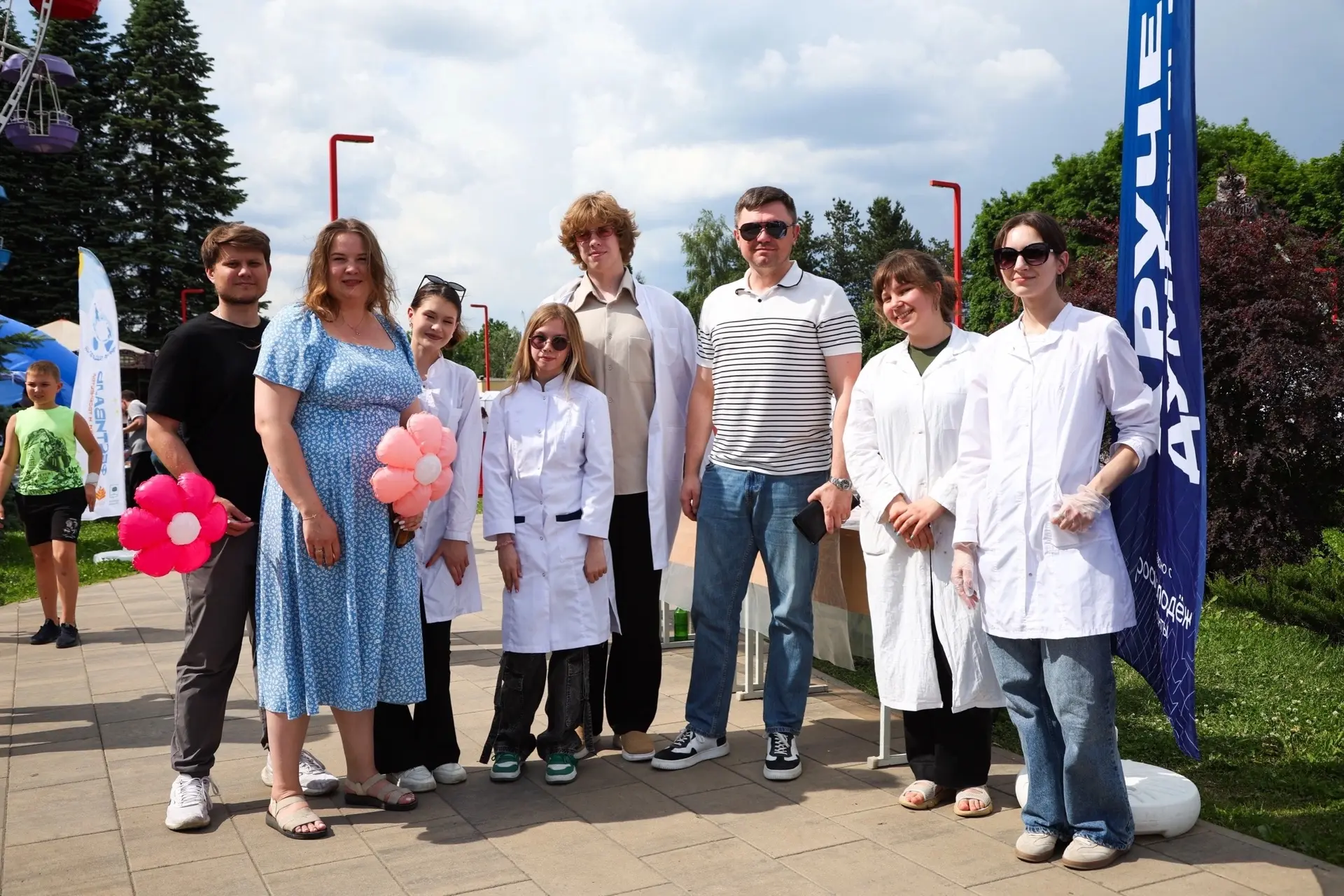 🎉🧪 «СТРАНА ПЕДАГОГИЯ»: НАУКА, ИГРА И НАШИ СТАНЦИИ! 🧪🎉

5 июня в Парке Победы прошёл фестиваль «С