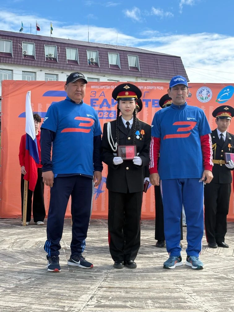 🎖Сардаана Старостина, ученица 11 класса, награждена бронзовым нагрудным знаком «Юнармейская доблест