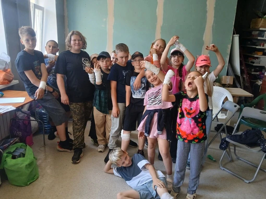 Сегодня к рокот47 на базу приезжали дети из летнего лагеря на базе Никольской школы.
Ребята ознакоми