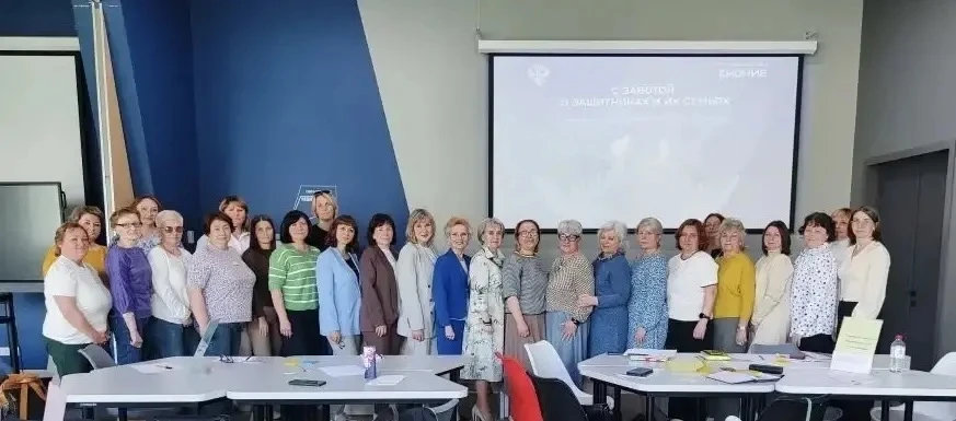 👪 25 мая 2026г. на базе ГАОУ ДПО ЛОИРО Кухаренко Татьяна Николаевна, заведующий детским садом, и Аб