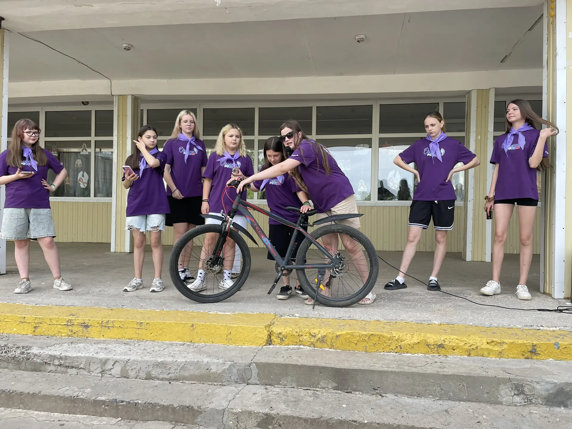 🚲 Безопасность — это стиль жизни: отмечаем Всемирный день велосипеда в лагере!

В нашем пришкольном