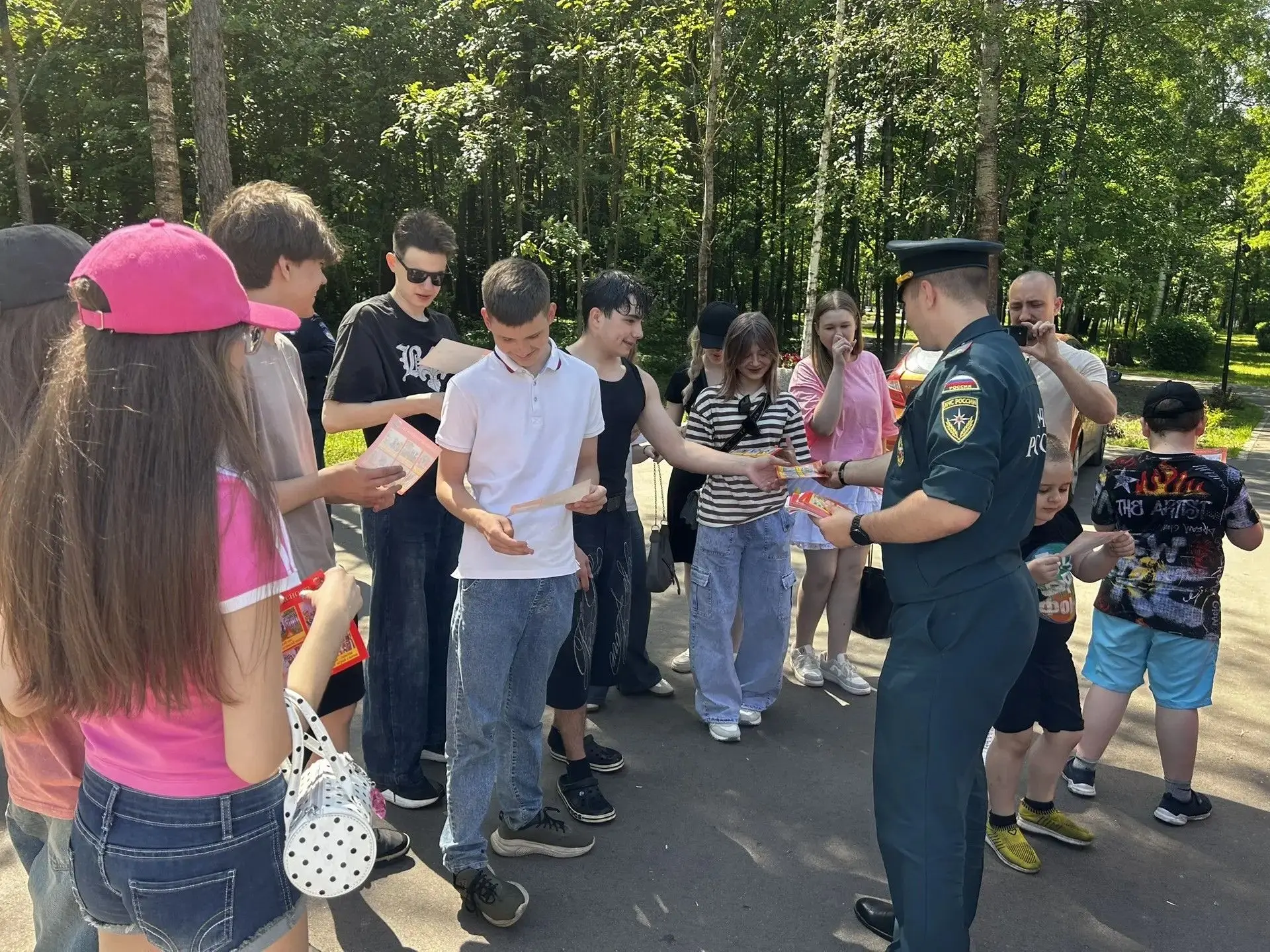 👨‍🚒💦 Как ребёнок может почувствовать себя настоящим пожарным? Легко!
✅В парке культуры и отдыха и