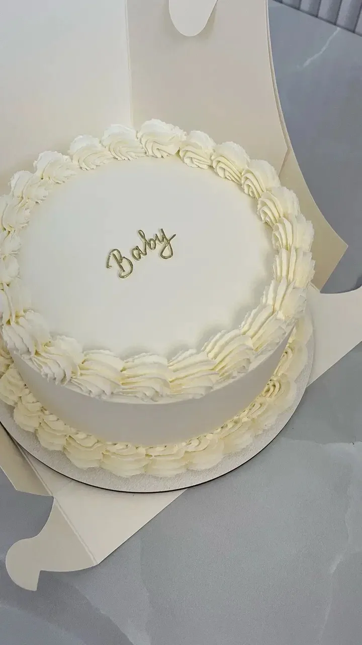 Мы знали ответ. А они - нет🥹
Один торт.
Один разрез.
И сразу две самые важные новости в жизни
☀️☀️☀