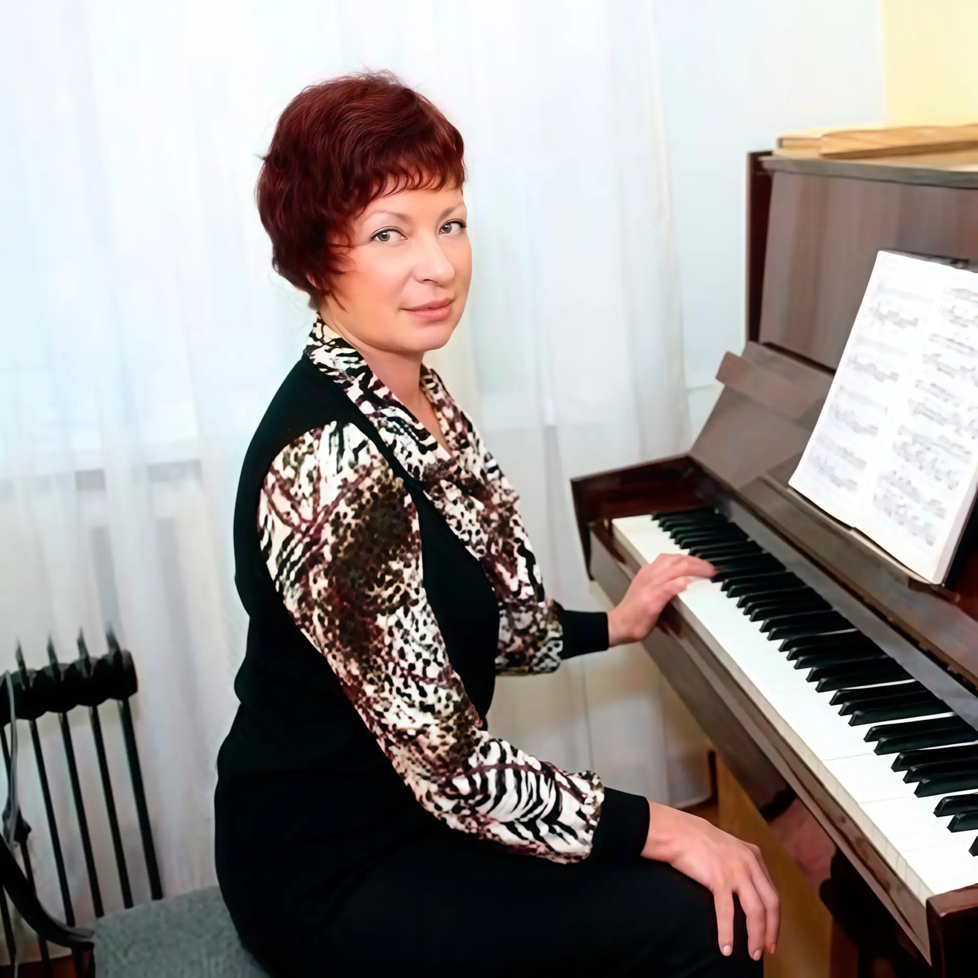 🇷🇺НАША ГОРДОСТЬ. ЛЮДИ КУЛЬТУРЫ 🎶
Сарафанова Татьяна Викторовна в 1979 году окончила Тульское музы