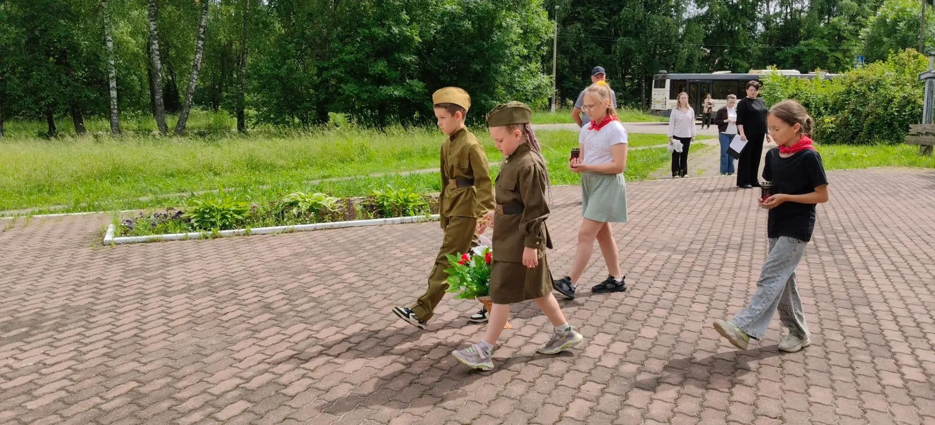 В ДК "Миронцево" состоялась трогательная патриотическая акция под названием "Свеча памяти", посвящëн