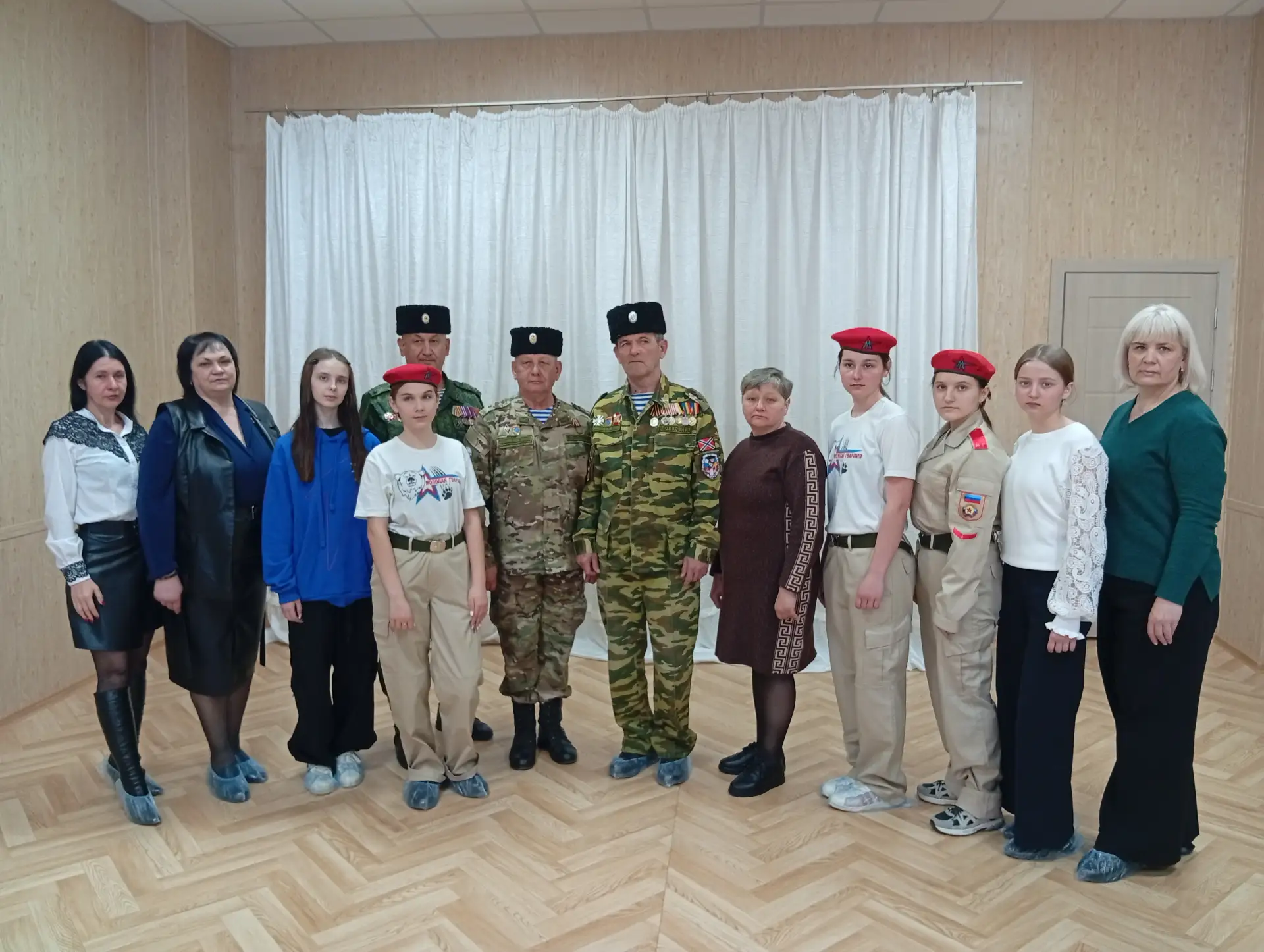 Встреча-диалог, посвященная Дню взятия СБУ в городе Луганске «Так рождалась Республика»
    В истори