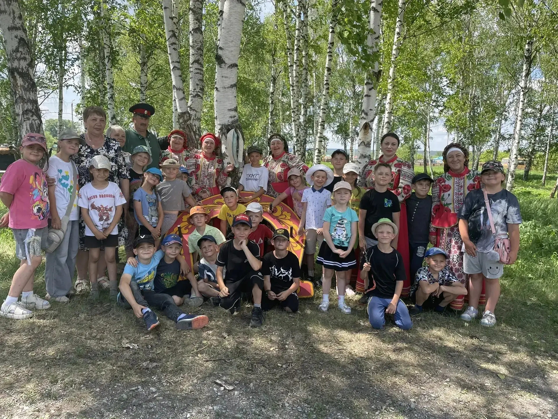 🔵 9 день смены "Казачок " Воспитанники пришкольного лагеря "Казачок" в Международный день друзей, п
