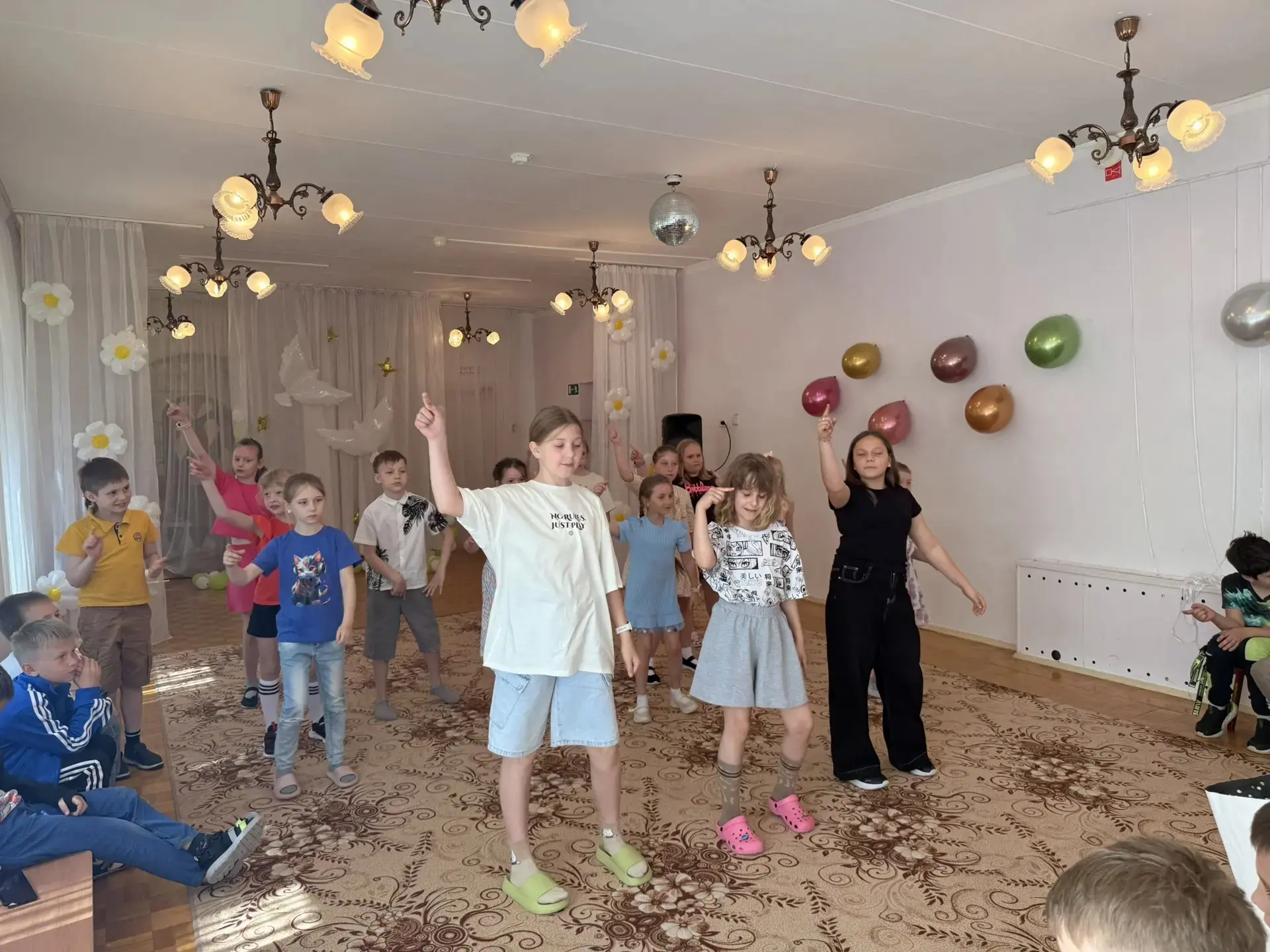 🎉 **Яркий праздник творчества и дружбы!** 🎉

Сегодня в нашем лагере прошел незабываемый праздничны