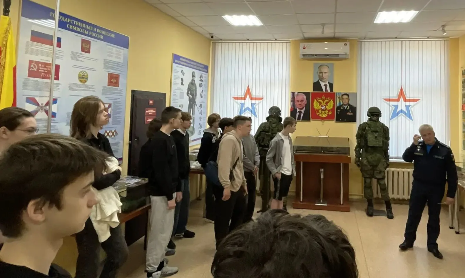 🌿🌿🌿Ура, каникулы! 🌿🌿🌿
Сегодня сосотялся Профориентационный выход юношей в Учебный центр "Аванг