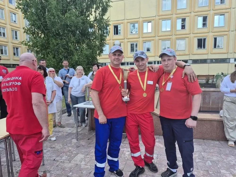Это были не просто соревнования. Это был бенефис нашей станции 🚑

Почти 20 бригад скорой помощи со 