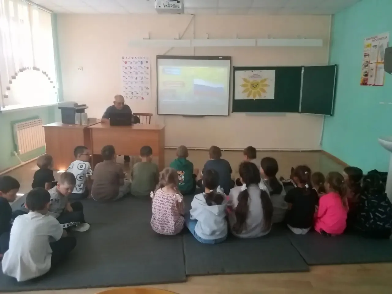 Сегодняшний день в нашем пришкольном оздоровительном лагере "Кояшкай" прошел на одном дыхании, остав