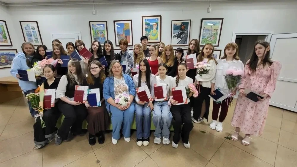 🎨 5 июня в нашей Детской художественной школе №2 состоялось торжественное вручение свидетельств об 