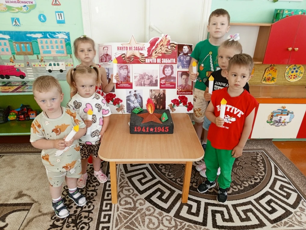 В рамках реализации муниципального проекта «Я – патриот» у нас прошла тематическая акция «Свеча памя
