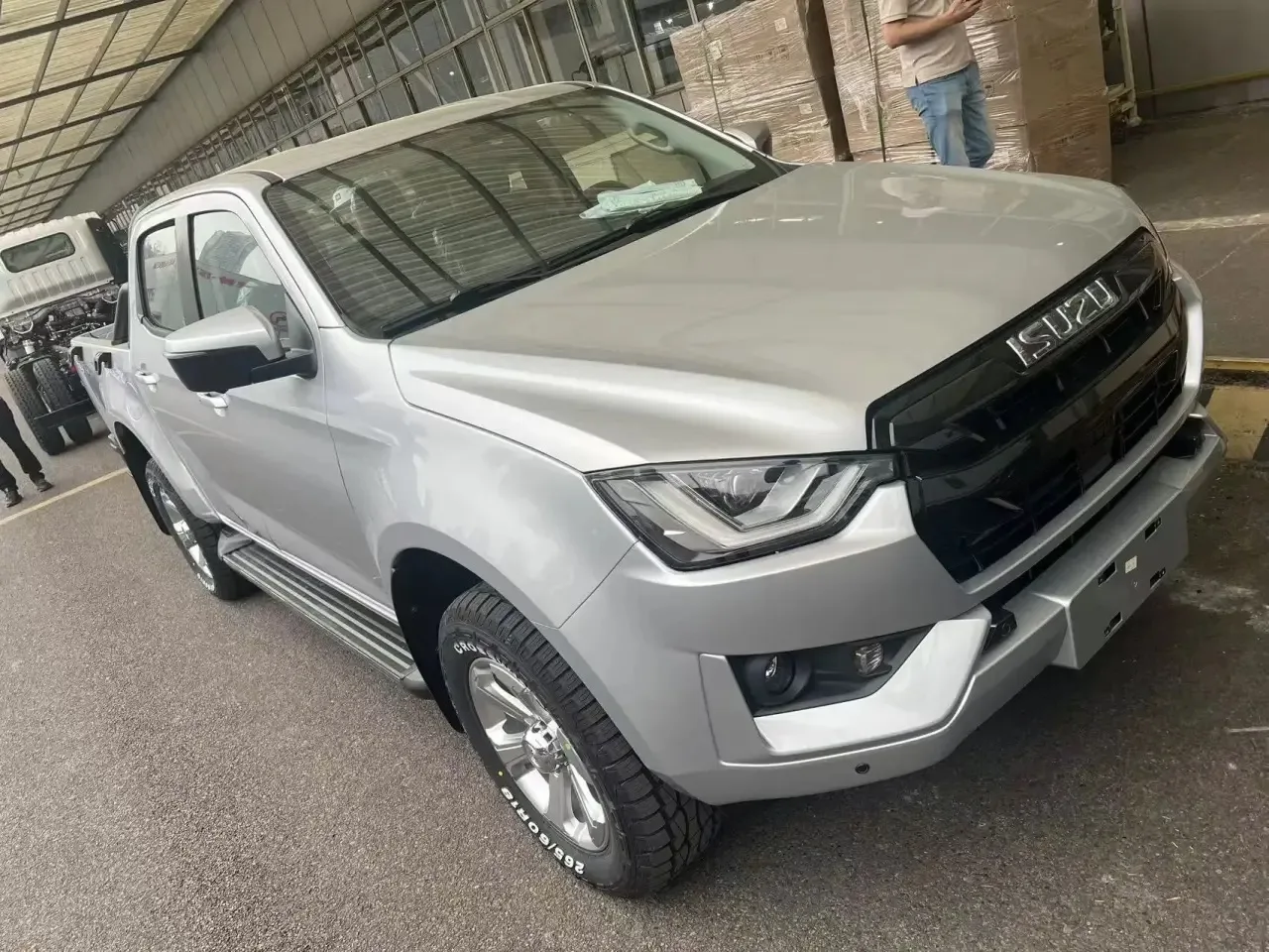 🚨АВТОМОБИЛЬ В ПРОДАЖЕ🚨

ISUZU T30 EXPLORER 2026
- Двигатель: 3.0
- Пробег: 0 (новый автомобиль)
- 