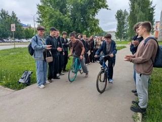 В день здорового питания ребята участвовали в мастер -классе по оформлению обеденного стола, где вос