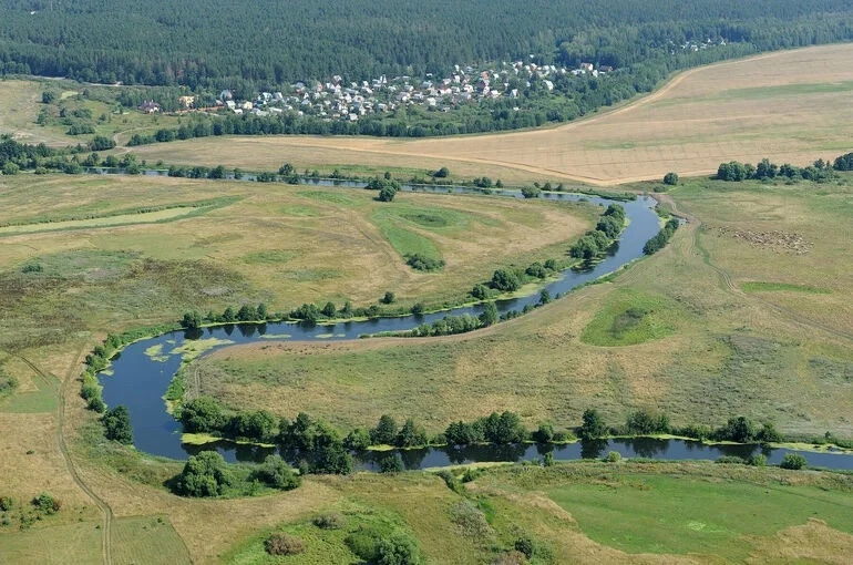 🌊 В России изучают возможность переброски воды из северных рек в южные регионы

❇️ В настоящее врем