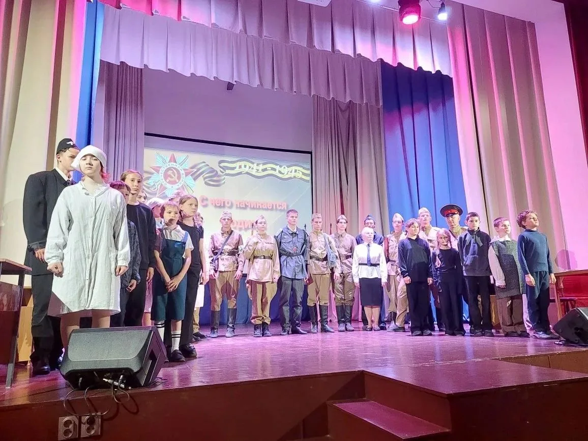 🎭🎬📖 Когда сцена говорит о самом важном, а «Родина» становится не просто словом, а живым чувством…