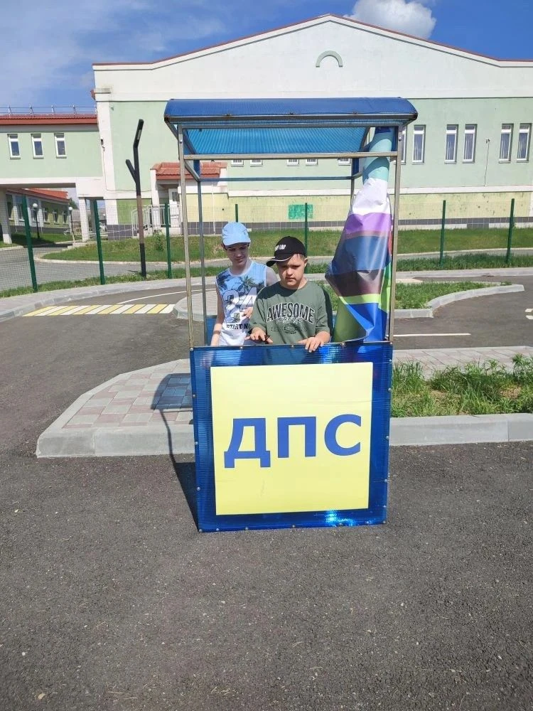 10 июня в детском оздоровительном лагере «Дружба» на базе МКОУ «С(К)ОШ» прошел «День книги».
Участие