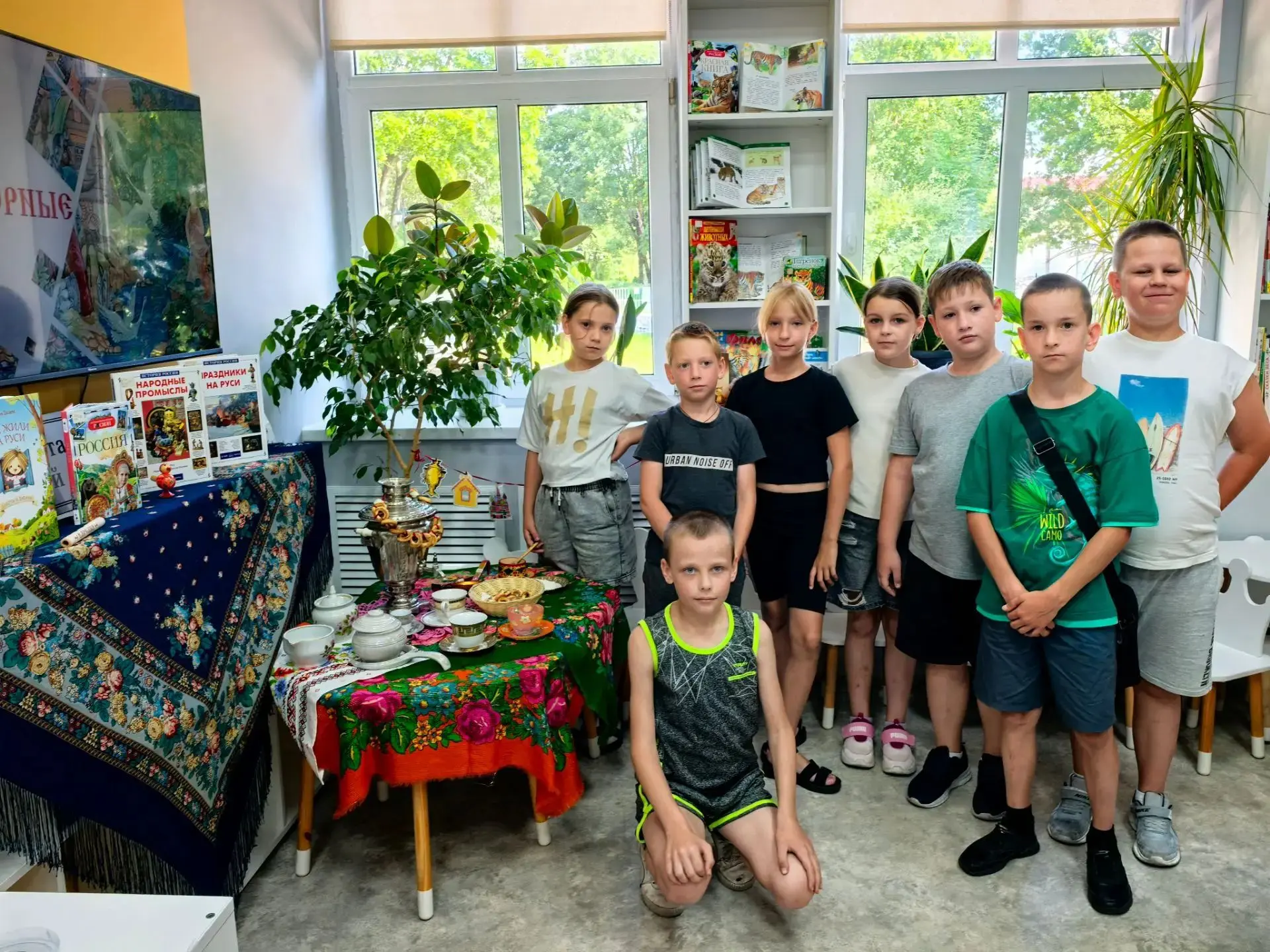 Яркая точка летней смены 🎡

Вот и подошла к концу незабываемая лагерная смена! День выдался насыщен