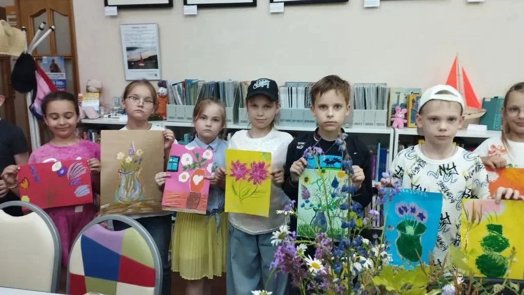 ПЕРВООТКРЫВАТЕЛИ ЛЕТА ☀️ ДЕНЬ ТРИНАДЦАТЫЙ

МИССИЯ «БЕРЕГИ ПЛАНЕТУ» 🌎

Тринадцатый день в школьном л