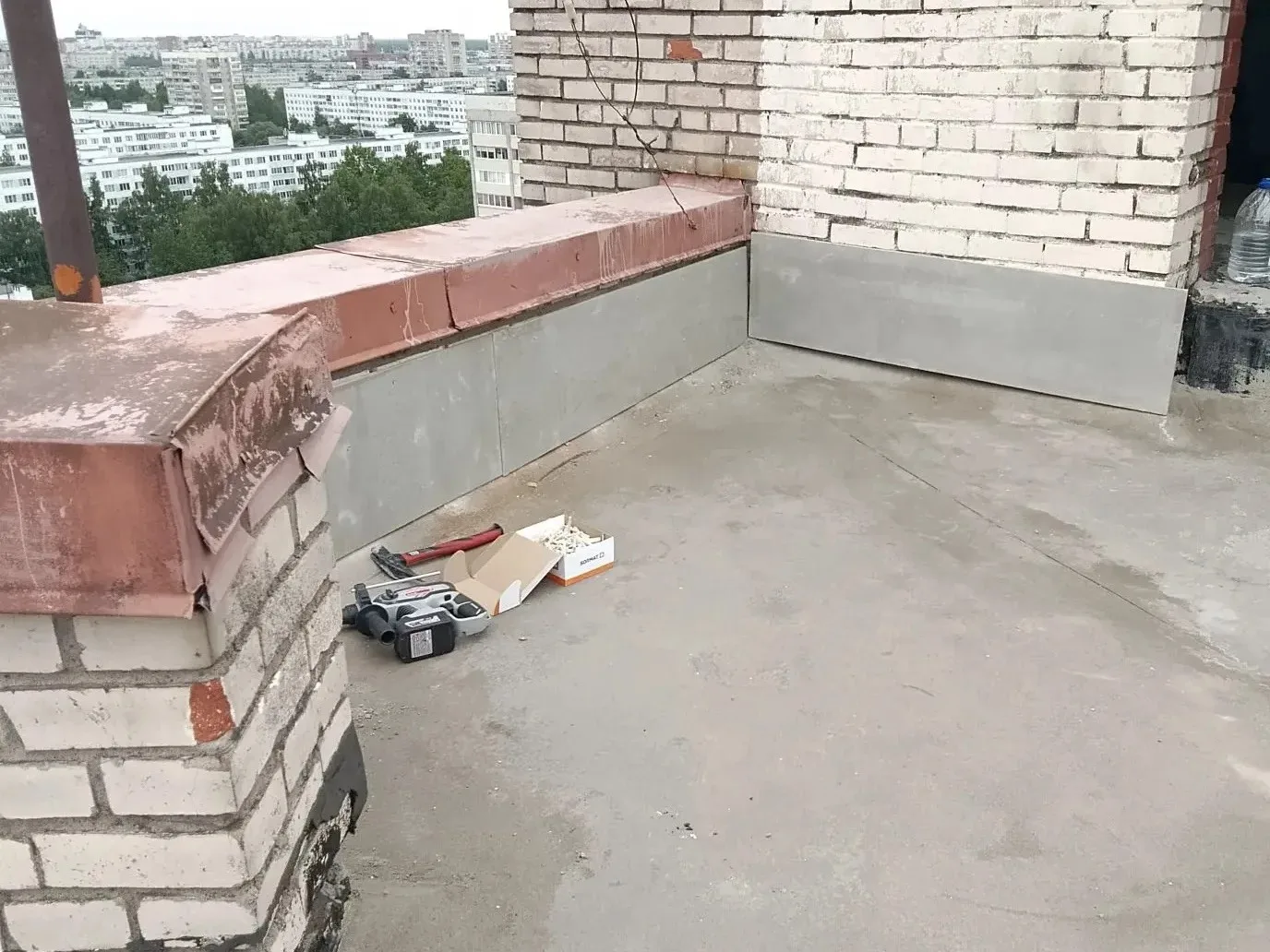 Новости с крыши: Товарищеский пр., д. 26, лит. А, корп. 1 🏗

Работы по капремонту кровли в самом ра
